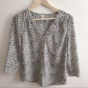 2/15$ Only worn once! Hinge blouse!